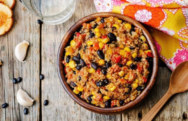 Casserole à grains avec viande hachée style mexicain