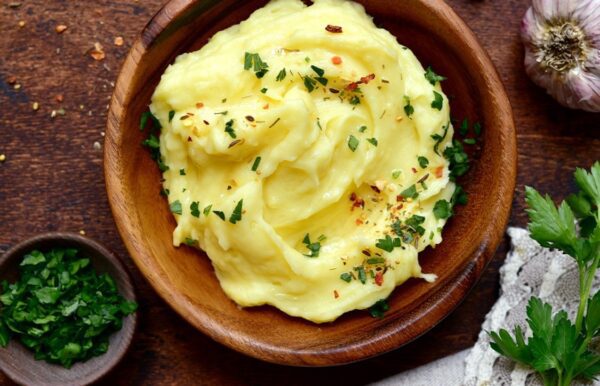 Purée de pommes de terre végan au fromage